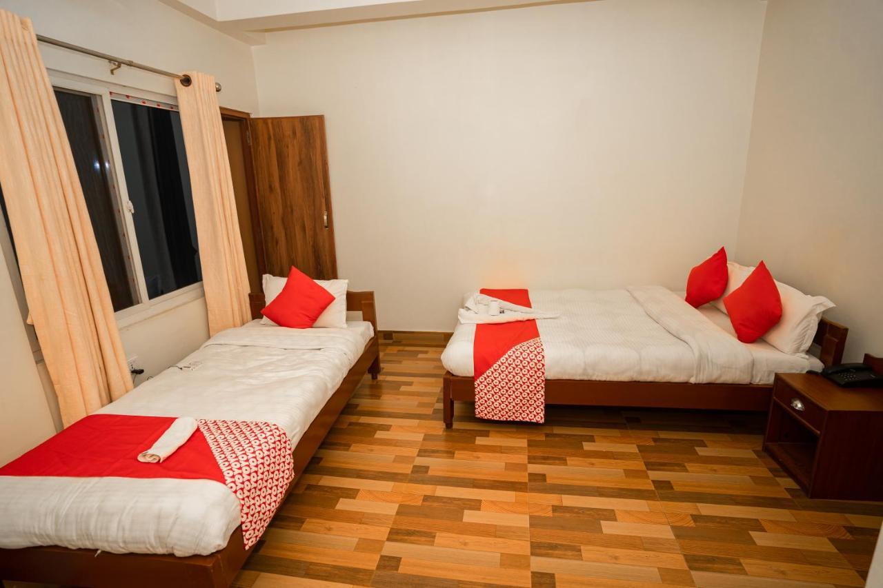 Hotel Dela Mount פוקהרה מראה חיצוני תמונה