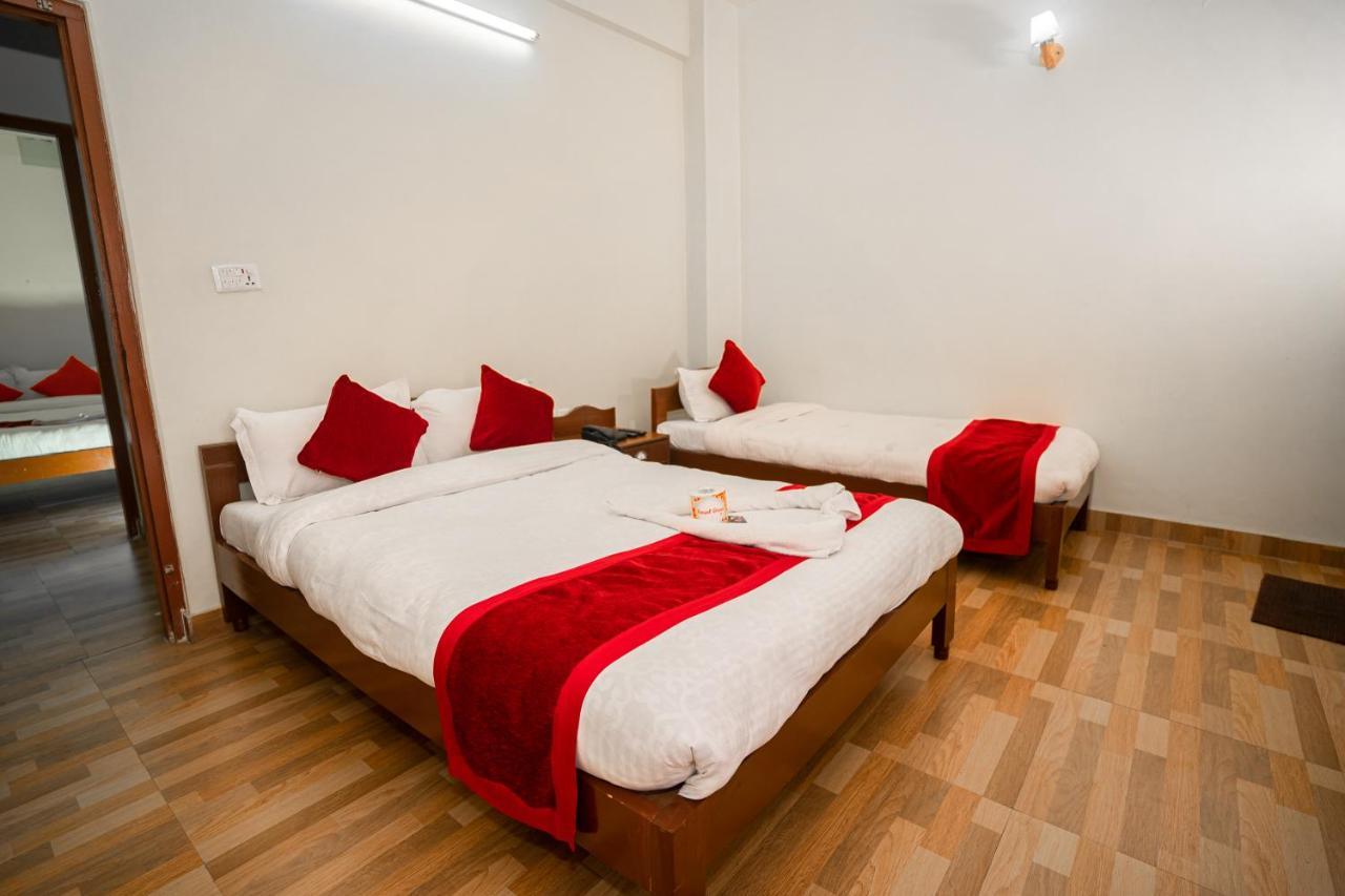 Hotel Dela Mount פוקהרה מראה חיצוני תמונה