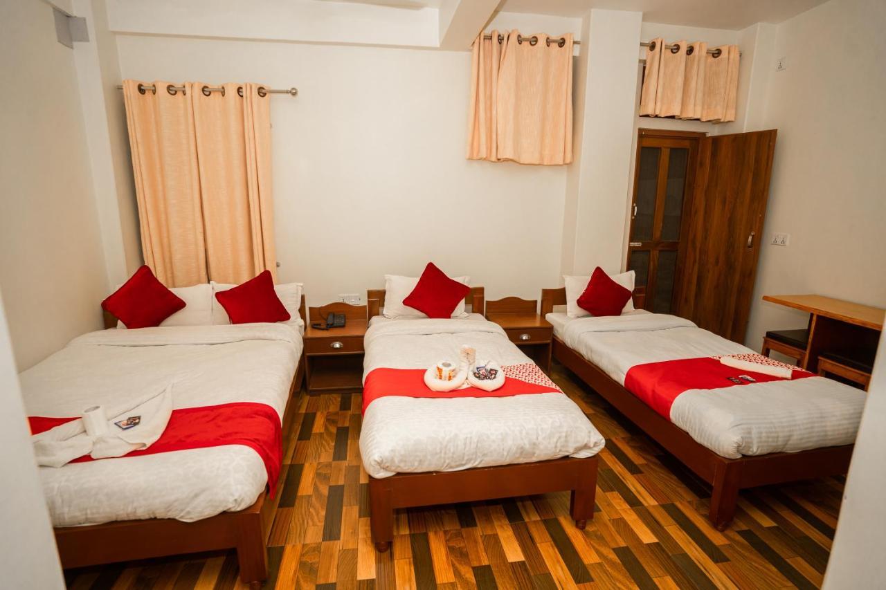 Hotel Dela Mount פוקהרה מראה חיצוני תמונה